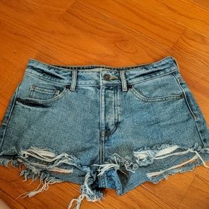 Brandy Melville distressed jean shorts blue